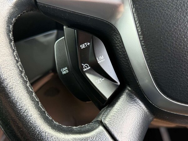Used Ford Kuga 2015 for sale - 75716876: Photo 55