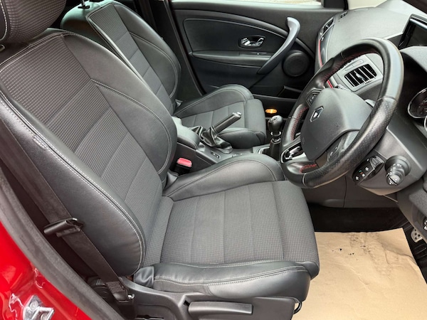 Used Renault Megane 2016 for sale - 76219308: Photo 11