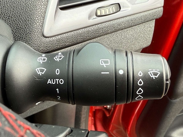Used Renault Megane 2016 for sale - 76219308: Photo 47