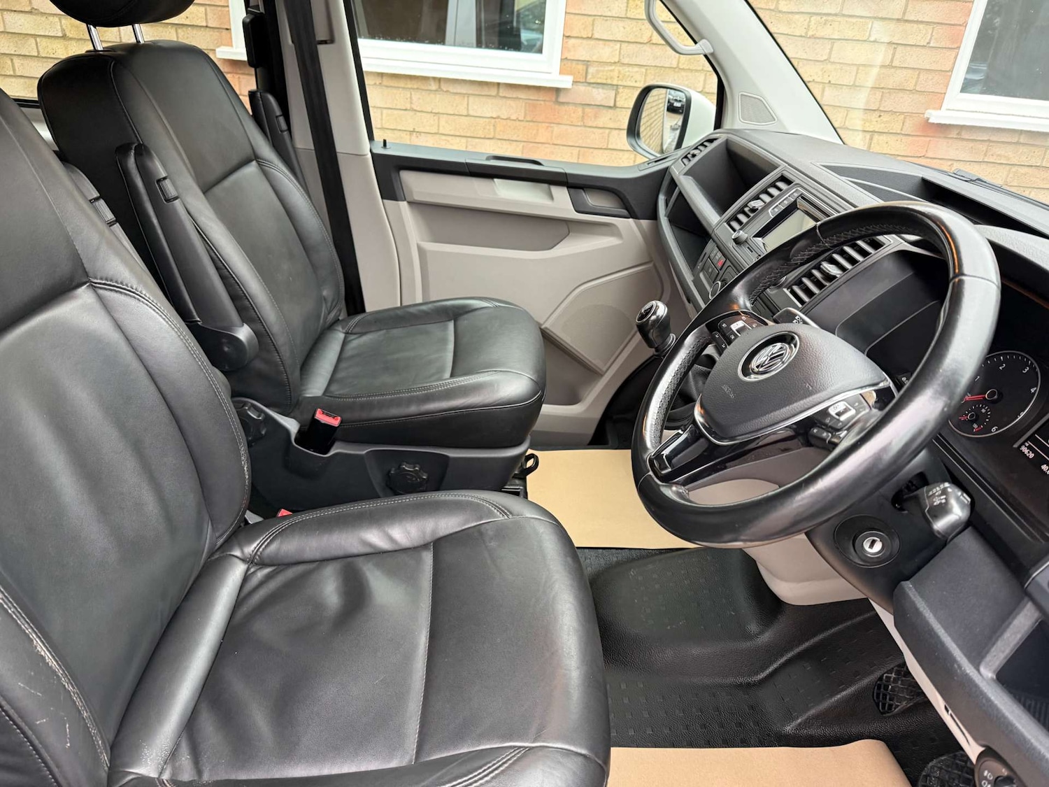 Used Volkswagen Transporter 2016 for sale - 77617144: Photo 12