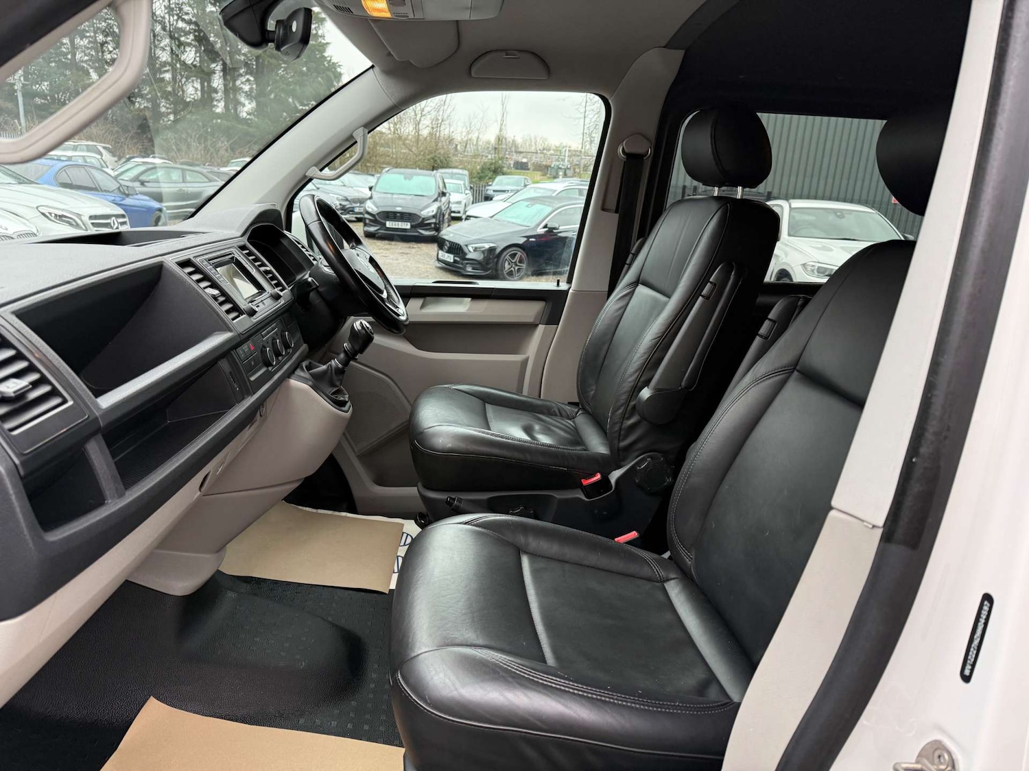 Used Volkswagen Transporter 2016 for sale - 77617144: Photo 20