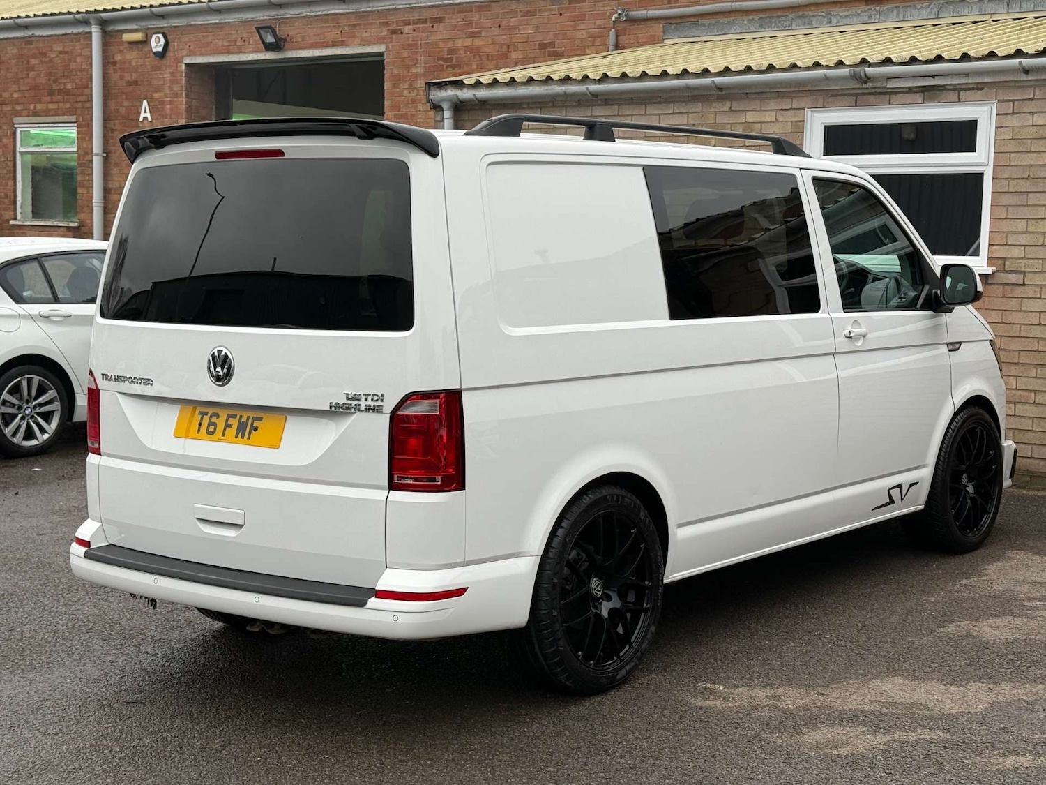 Used Volkswagen Transporter 2016 for sale - 77617144: Photo 32