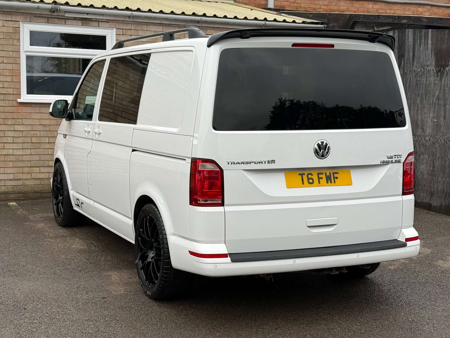 Used Volkswagen Transporter 2016 for sale - 77617144: Photo 38