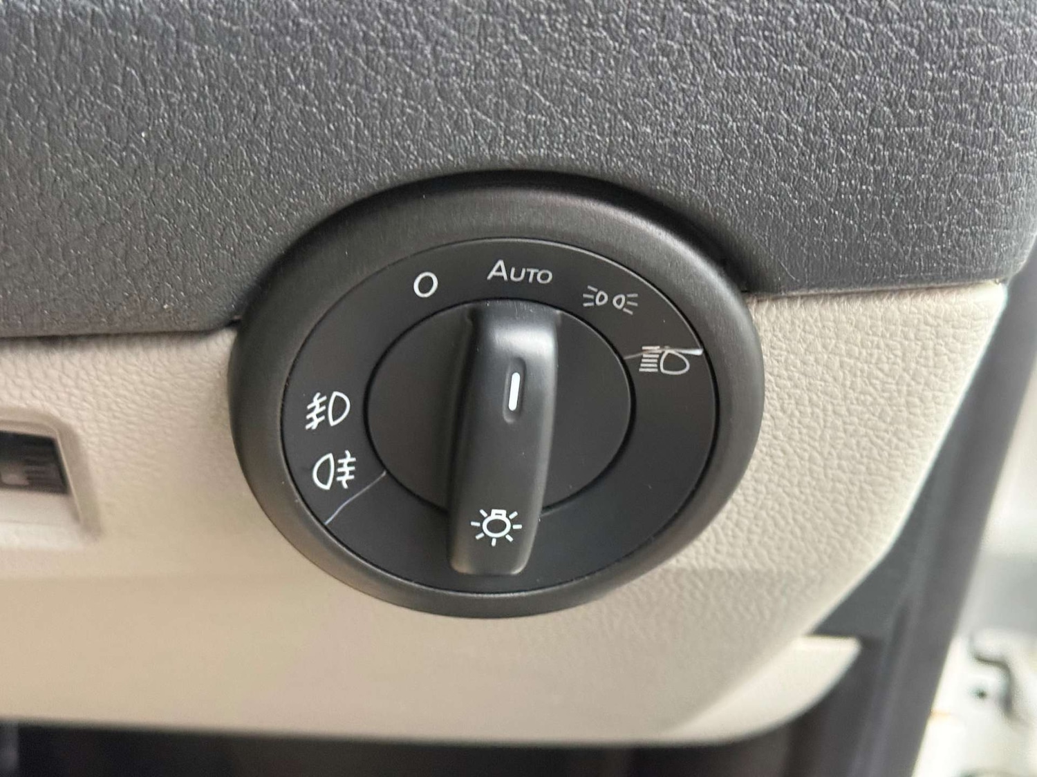 Used Volkswagen Transporter 2016 for sale - 77617144: Photo 44