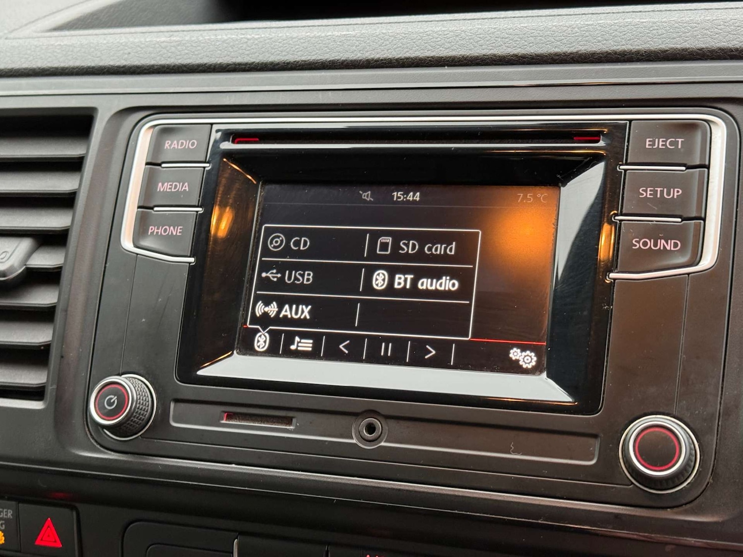 Used Volkswagen Transporter 2016 for sale - 77617144: Photo 50