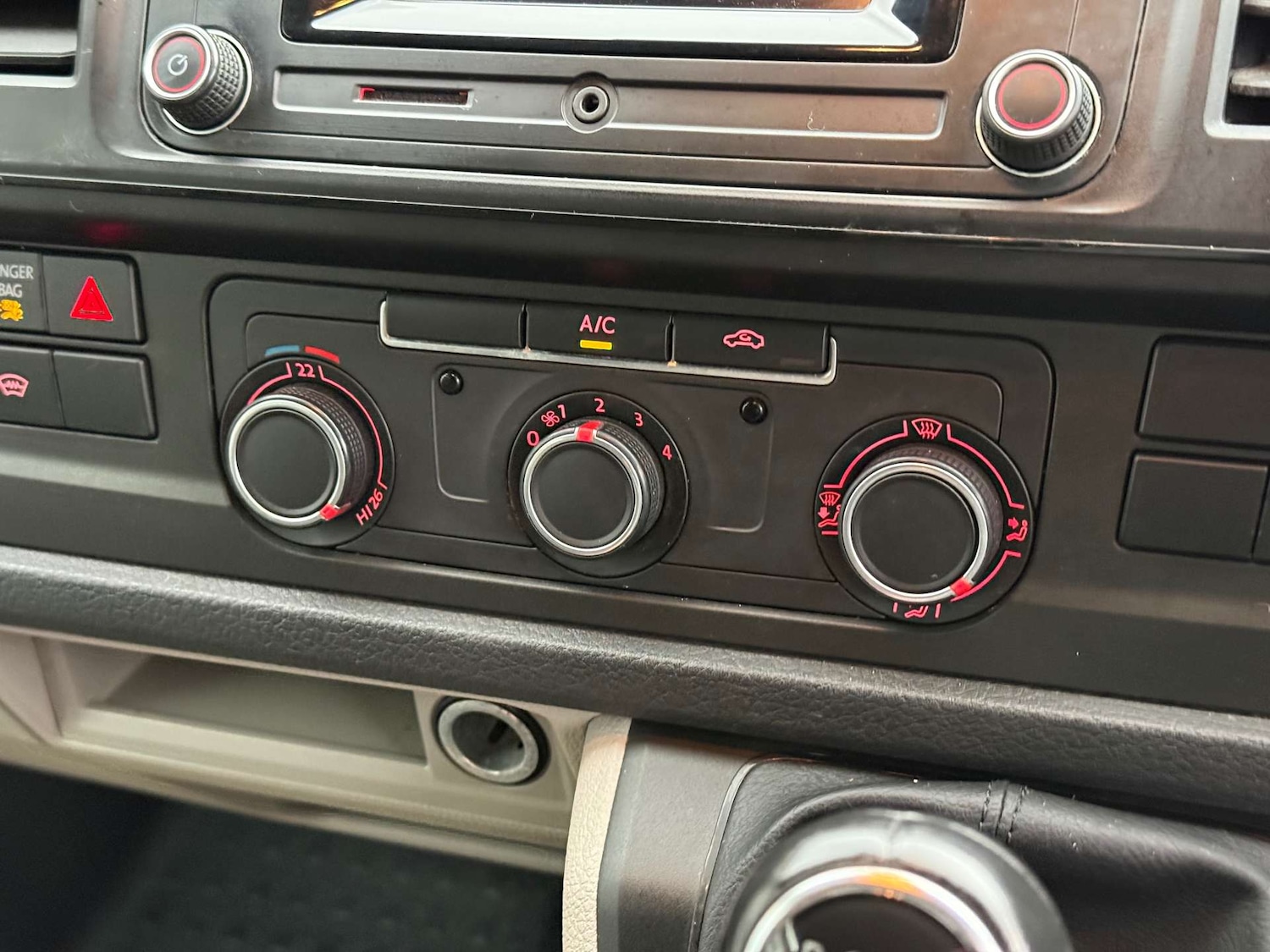 Used Volkswagen Transporter 2016 for sale - 77617144: Photo 53