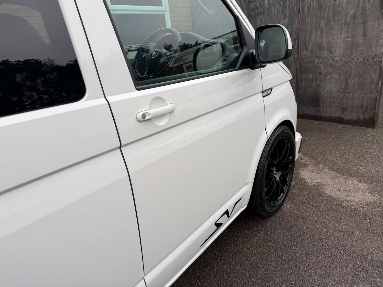 Used Volkswagen Transporter 2016 for sale - 77617144: Photo 60