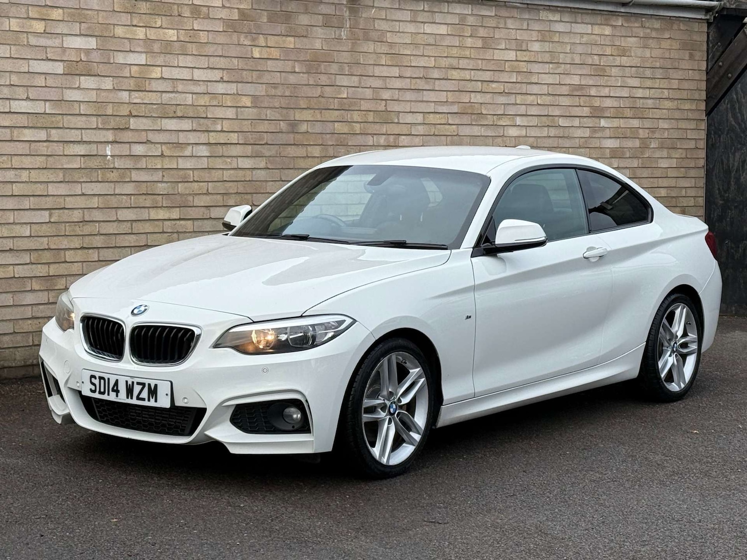Used BMW 2 Series 2014 for sale - 76724013: Photo 1