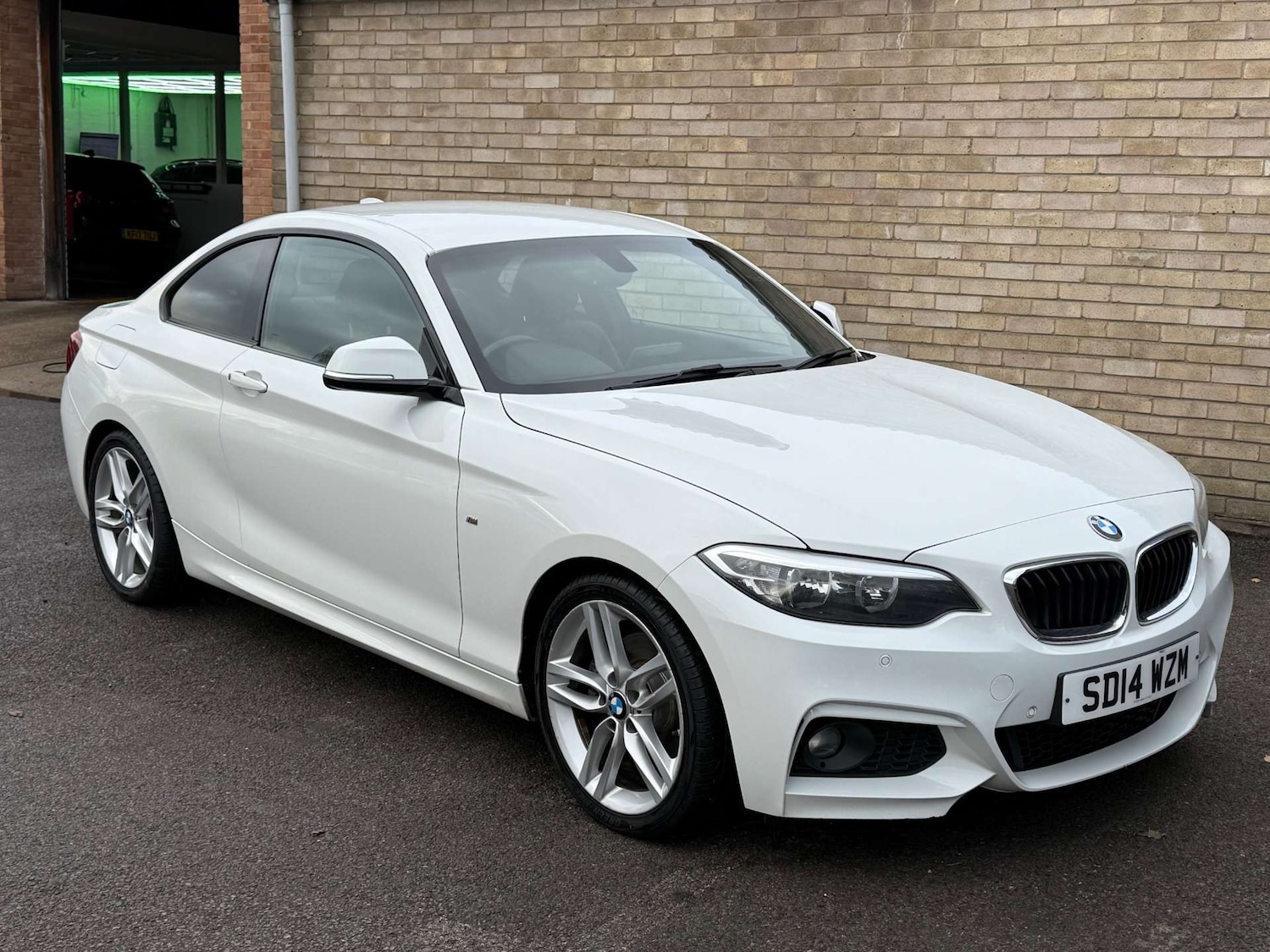 Used BMW 2 Series 2014 for sale - 76724013: Photo 4