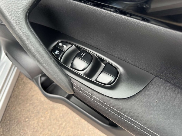 Used Nissan Qashqai 2017 for sale - 74772257: Photo 37