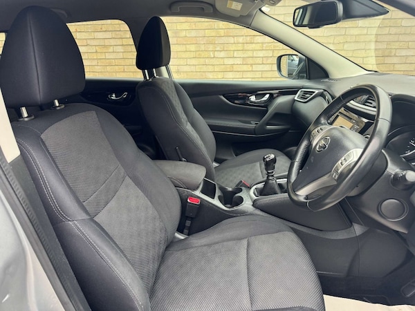 Used Nissan Qashqai 2017 for sale - 74772257: Photo 41