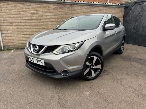 Used Nissan Qashqai 2017 for sale - 74772257: Photo 4