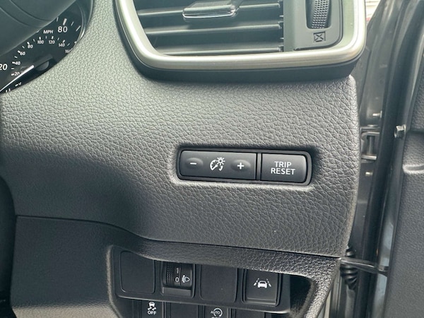 Used Nissan Qashqai 2017 for sale - 74772257: Photo 51