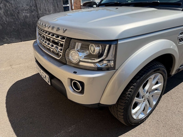 Used Land Rover Discovery 2016 for sale - 74772259: Photo 100