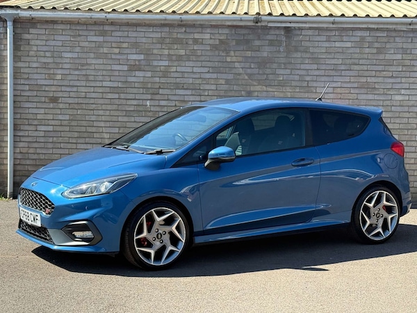 Used Ford Fiesta 2018 for sale - 75228353: Photo 24