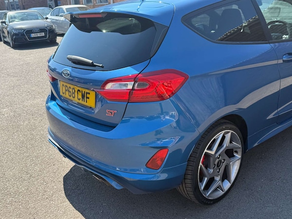 Used Ford Fiesta 2018 for sale - 75228353: Photo 68
