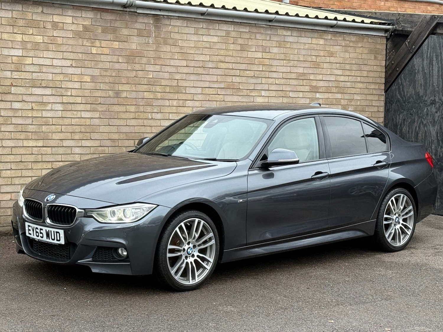 Used BMW 3 Series 2015 for sale - 76724036: Photo 1
