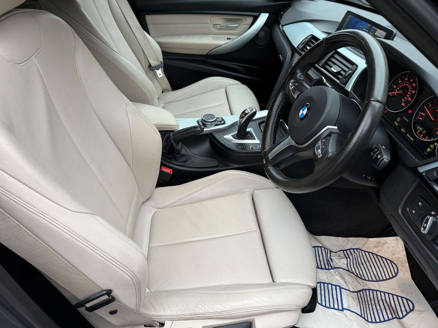 Used BMW 3 Series 2015 for sale - 76724036: Photo 10