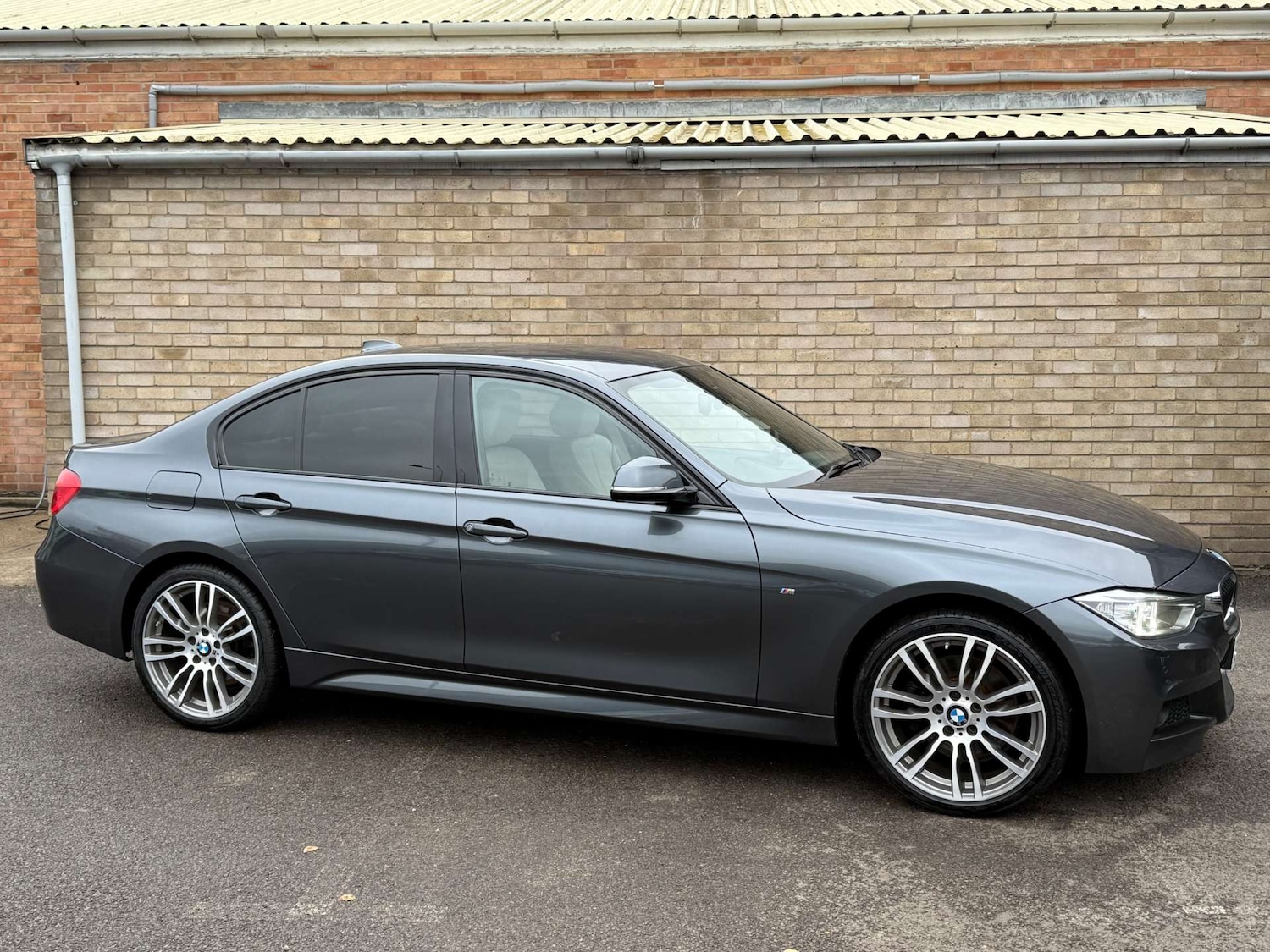 Used BMW 3 Series 2015 for sale - 76724036: Photo 17