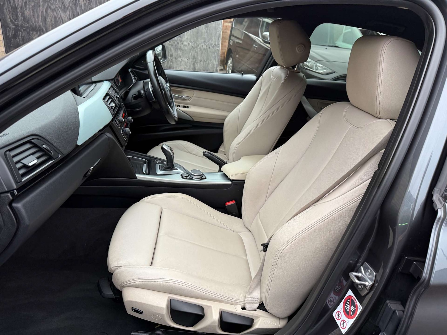 Used BMW 3 Series 2015 for sale - 76724036: Photo 20