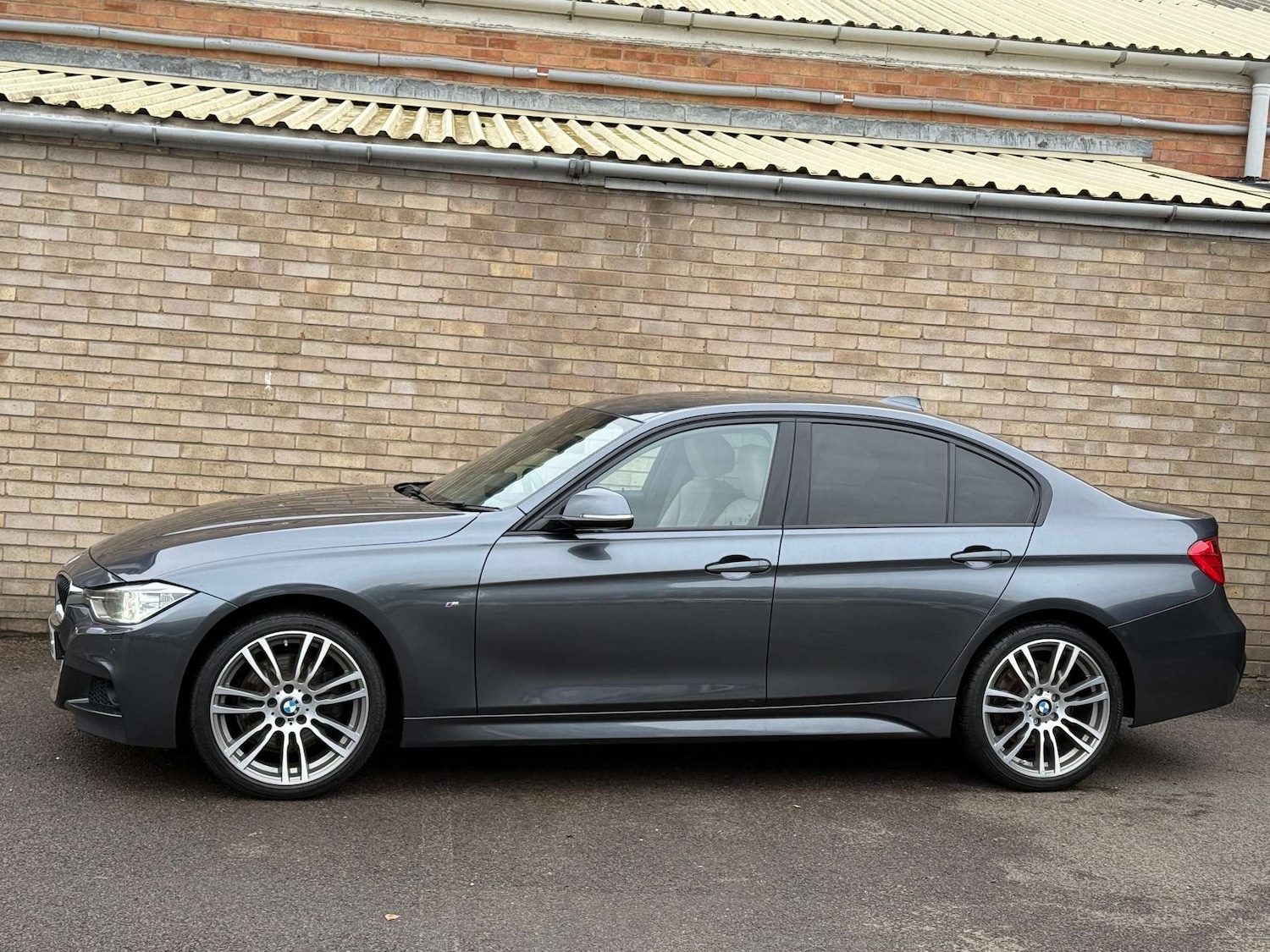 Used BMW 3 Series 2015 for sale - 76724036: Photo 33
