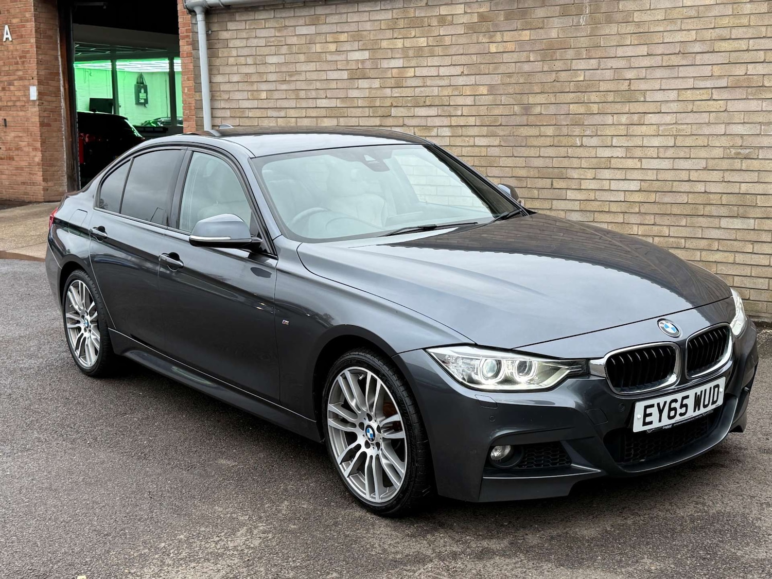 Used BMW 3 Series 2015 for sale - 76724036: Photo 4