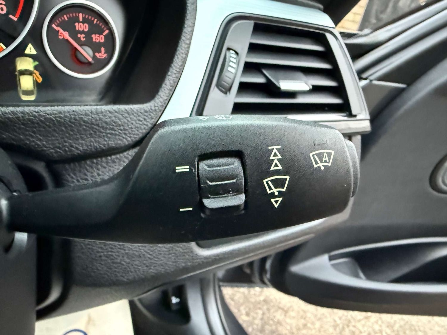 Used BMW 3 Series 2015 for sale - 76724036: Photo 45