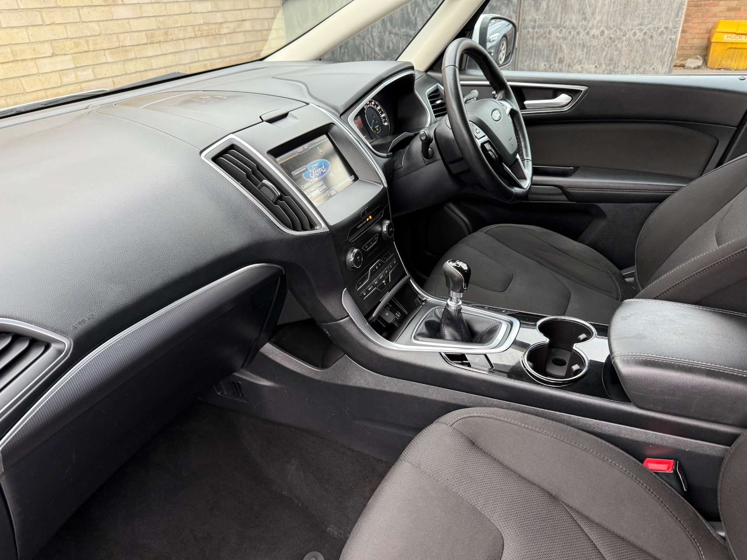 Used Ford S-Max 2016 for sale - 76642942: Photo 3