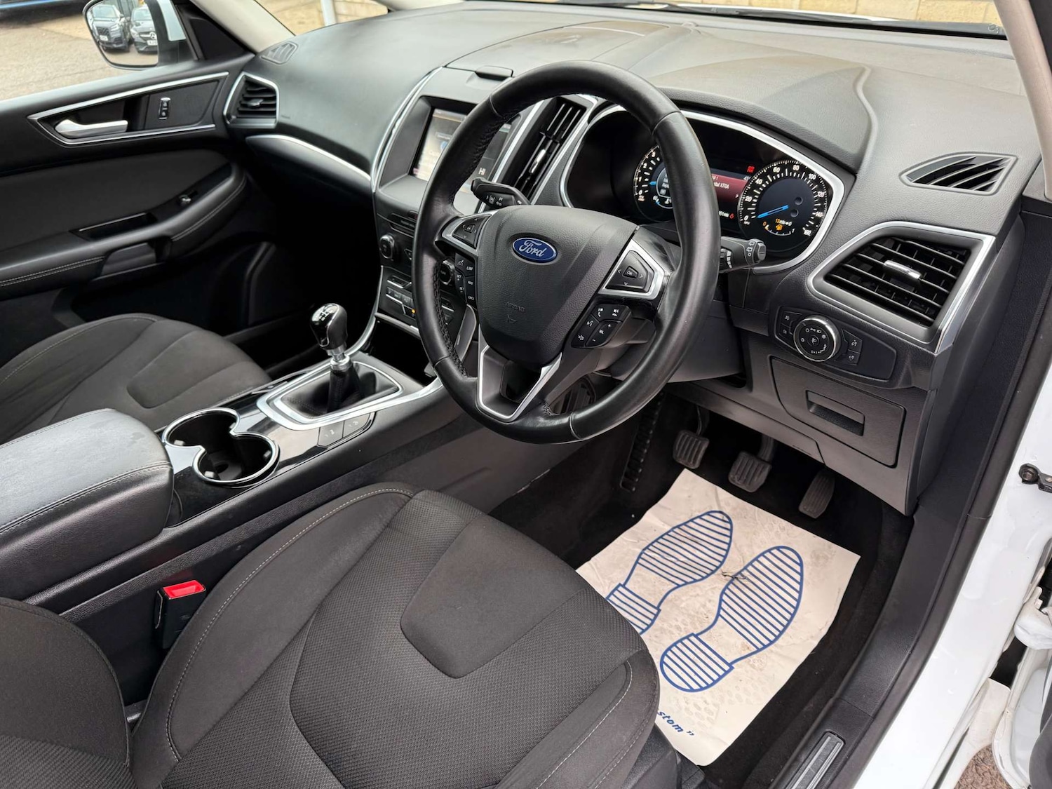 Used Ford S-Max 2016 for sale - 76642942: Photo 5