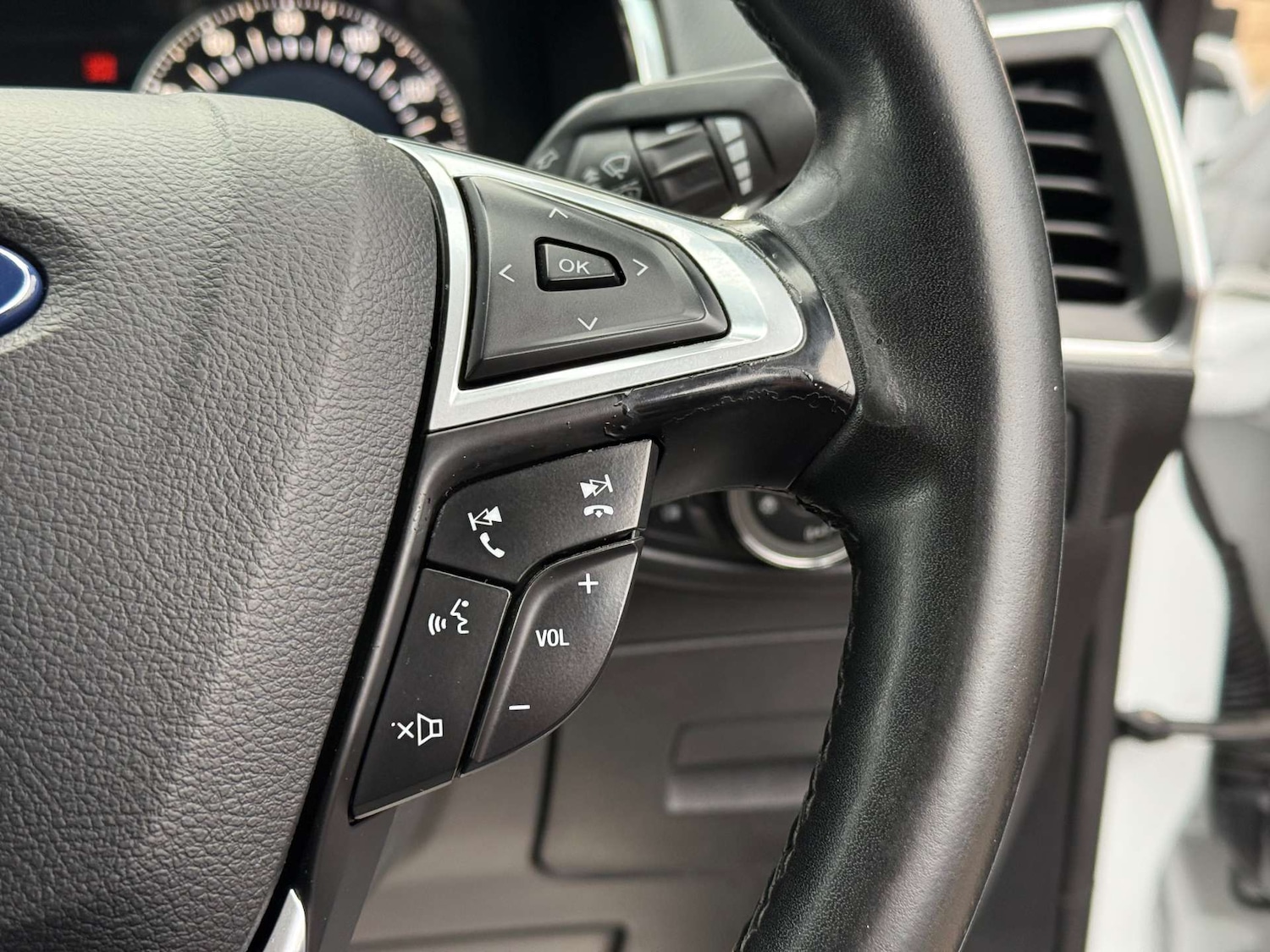 Used Ford S-Max 2016 for sale - 76642942: Photo 51