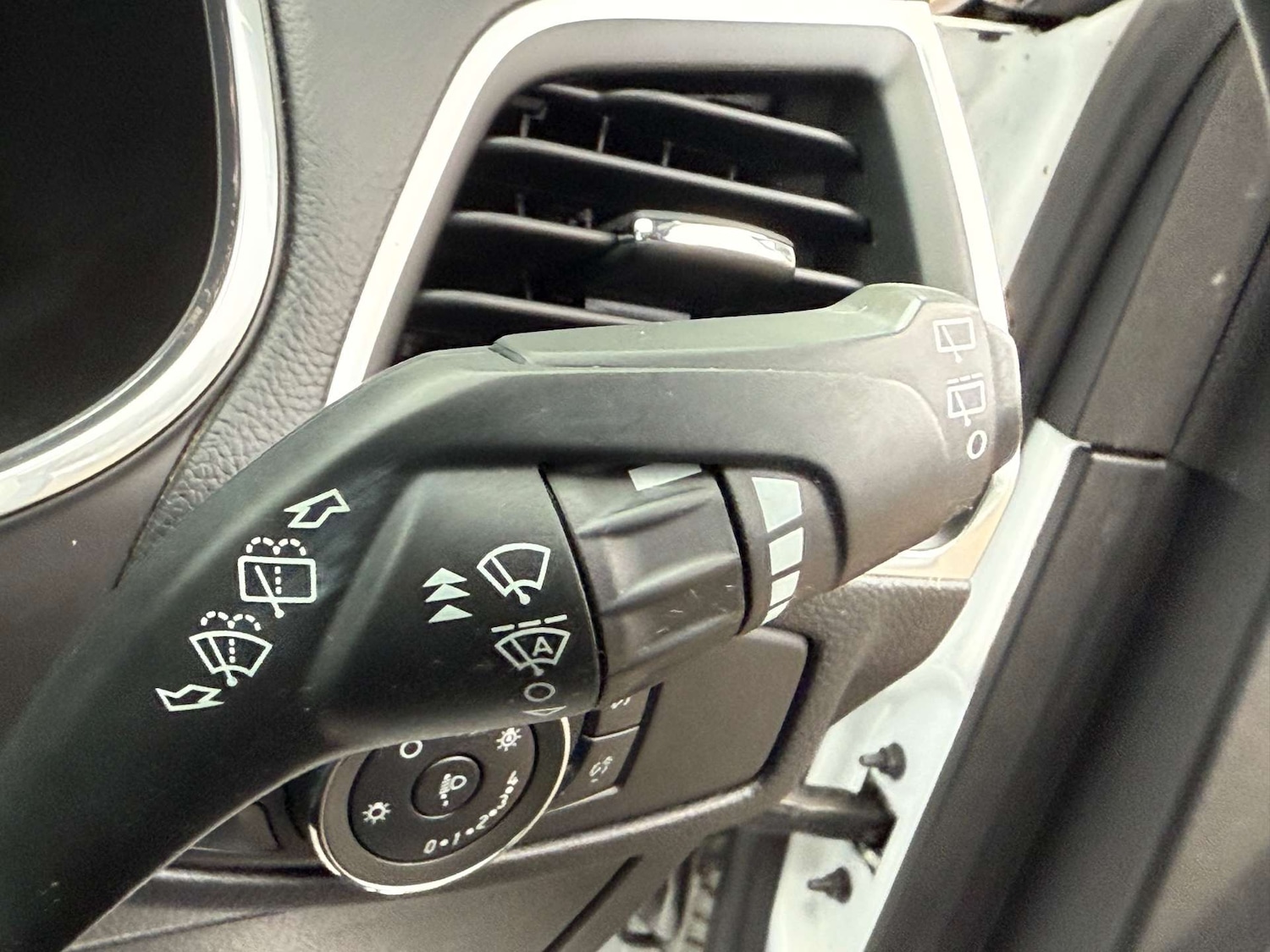 Used Ford S-Max 2016 for sale - 76642942: Photo 54