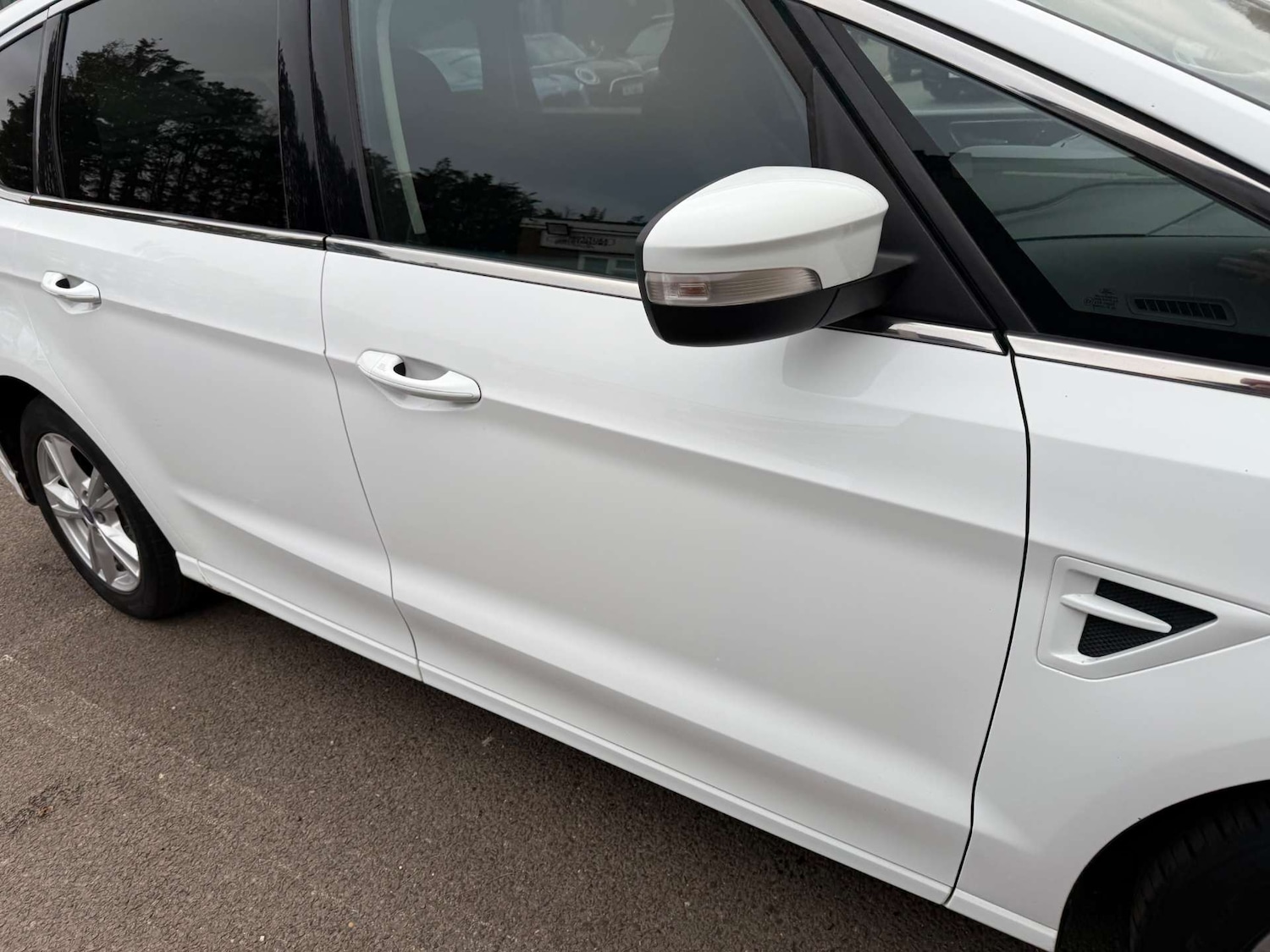 Used Ford S-Max 2016 for sale - 76642942: Photo 67