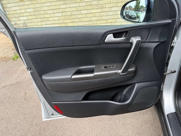 Used Kia Sportage 2016 for sale - 75525638: Photo 66