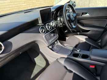 Used Mercedes-Benz A-Class 2017 for sale - 76089434: Photo 3