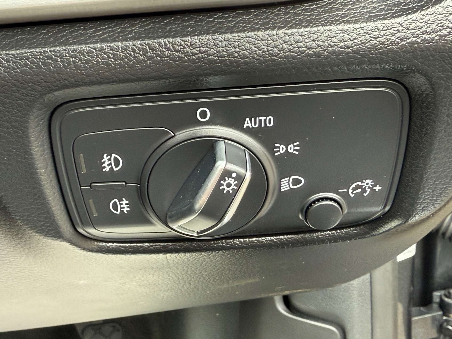 Used Audi A3 2015 for sale - 76255858: Photo 50