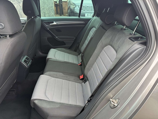 Used Volkswagen Golf 2016 for sale - 76230749: Photo 33