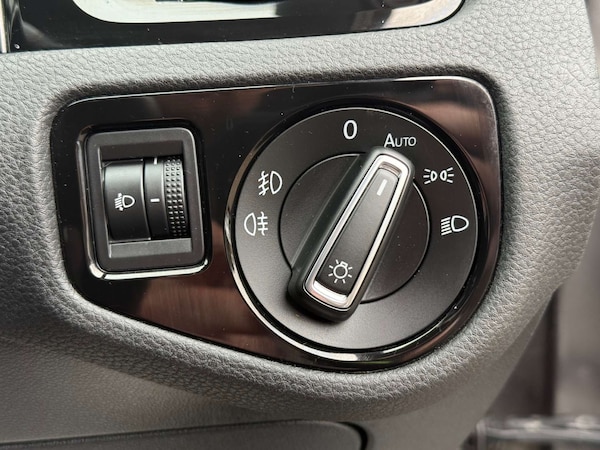 Used Volkswagen Golf 2016 for sale - 76230749: Photo 44