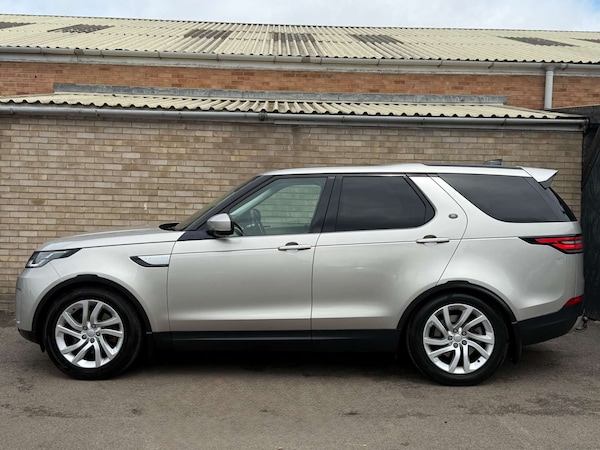 Used Land Rover Discovery 2017 for sale - 75045046: Photo 15