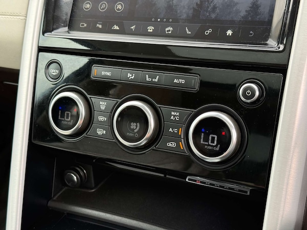 Used Land Rover Discovery 2017 for sale - 75045046: Photo 67
