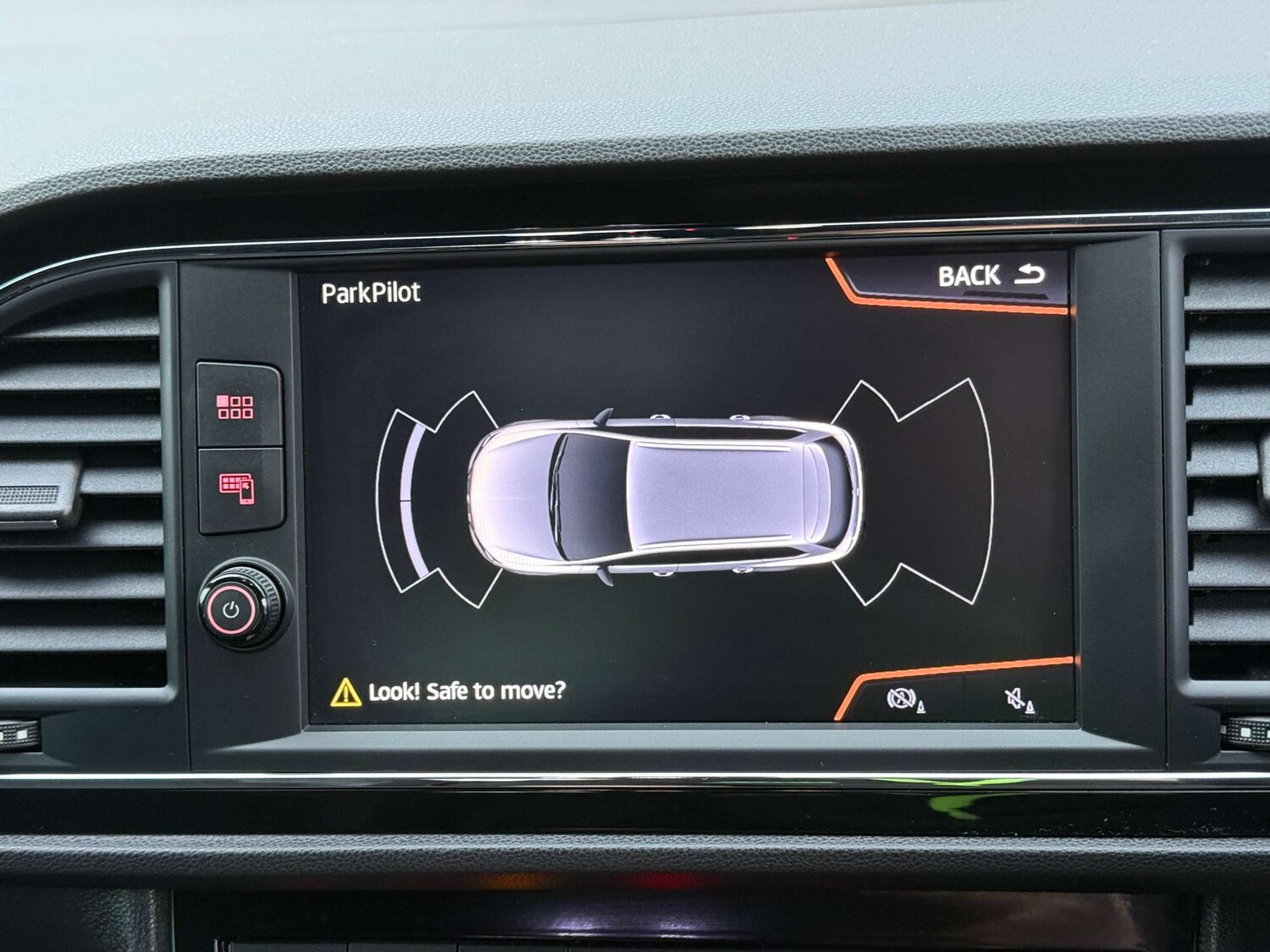 Used SEAT Leon 2019 for sale - 77118046: Photo 54