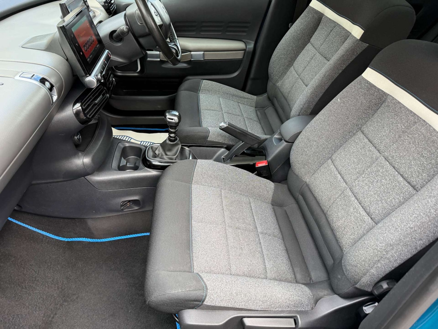 Used Citroen C4 Cactus 2018 for sale - 76385804: Photo 22