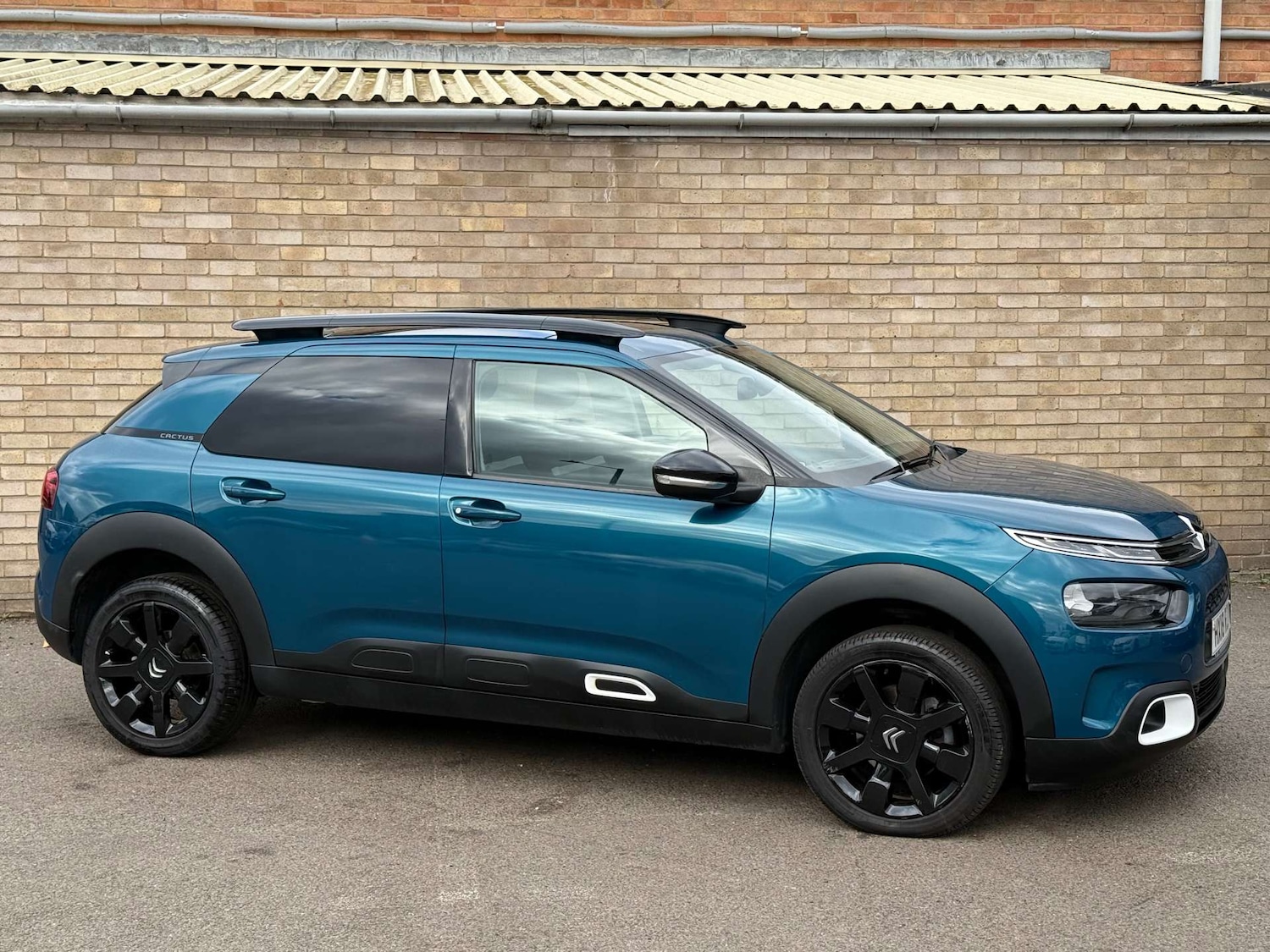 Used Citroen C4 Cactus 2018 for sale - 76385804: Photo 33