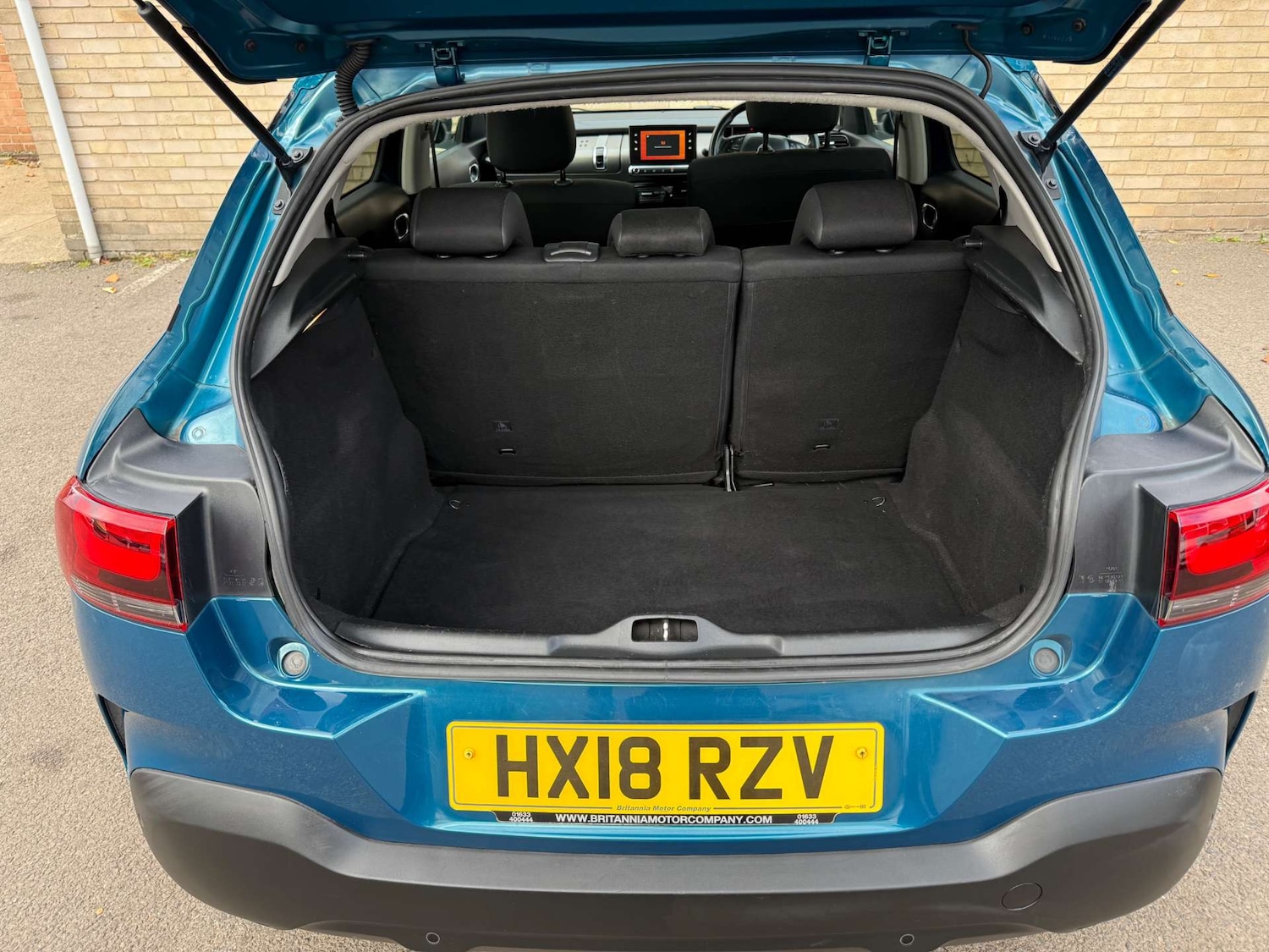 Used Citroen C4 Cactus 2018 for sale - 76385804: Photo 42