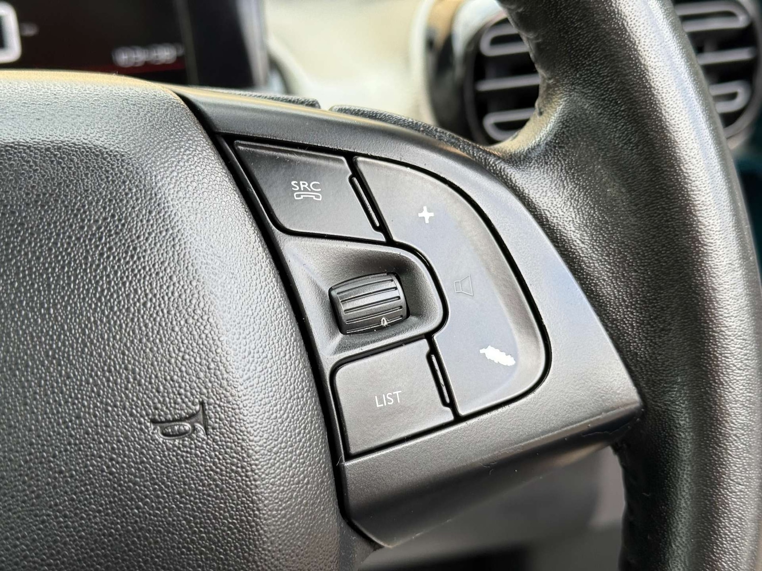 Used Citroen C4 Cactus 2018 for sale - 76385804: Photo 53