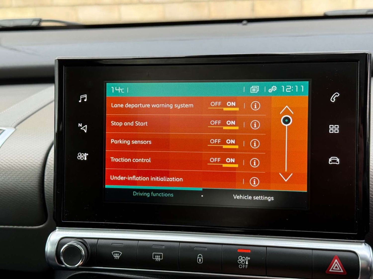 Used Citroen C4 Cactus 2018 for sale - 76385804: Photo 64