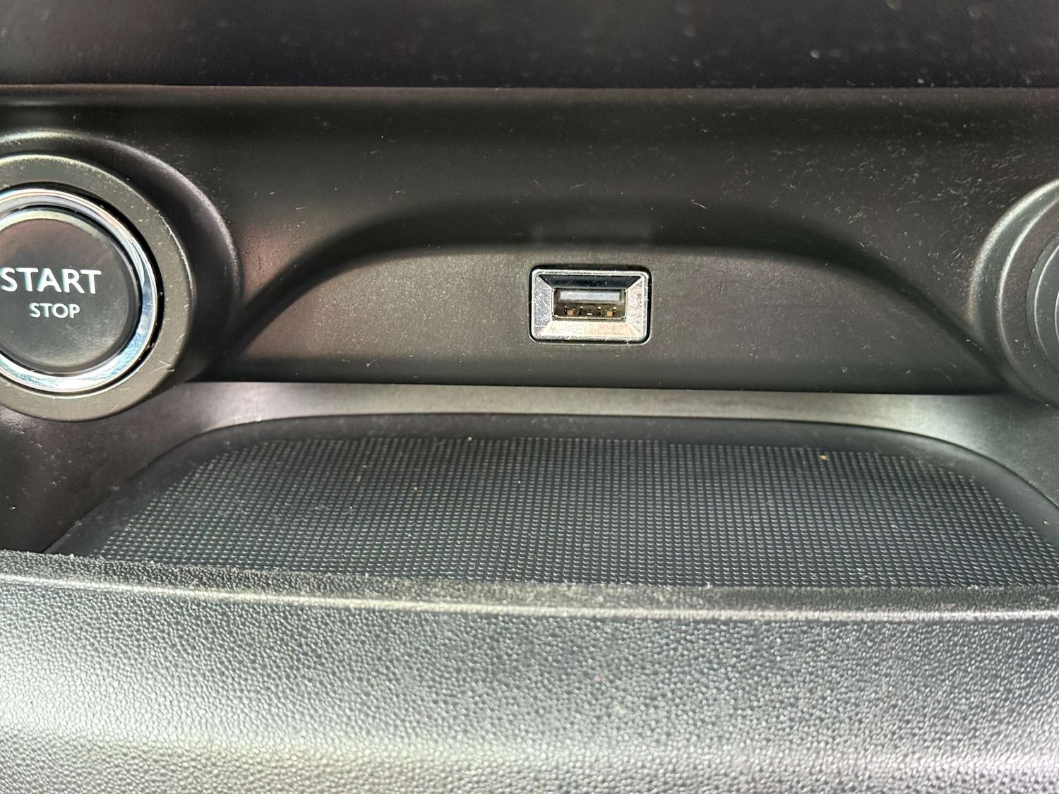 Used Citroen C4 Cactus 2018 for sale - 76385804: Photo 65