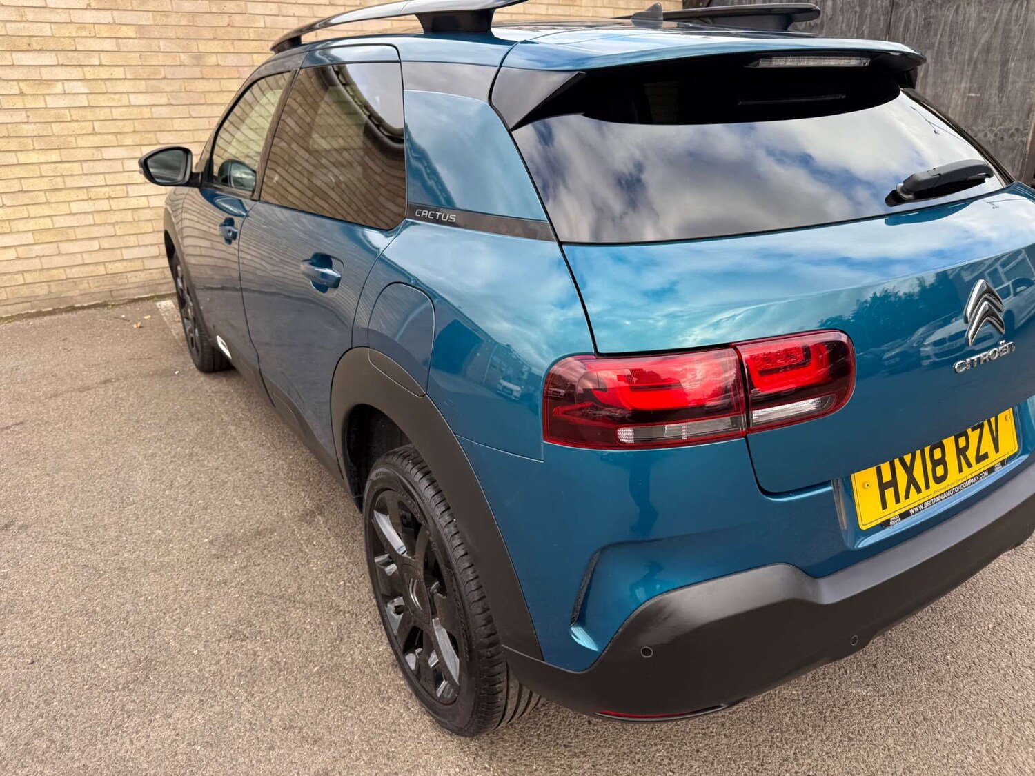 Used Citroen C4 Cactus 2018 for sale - 76385804: Photo 77