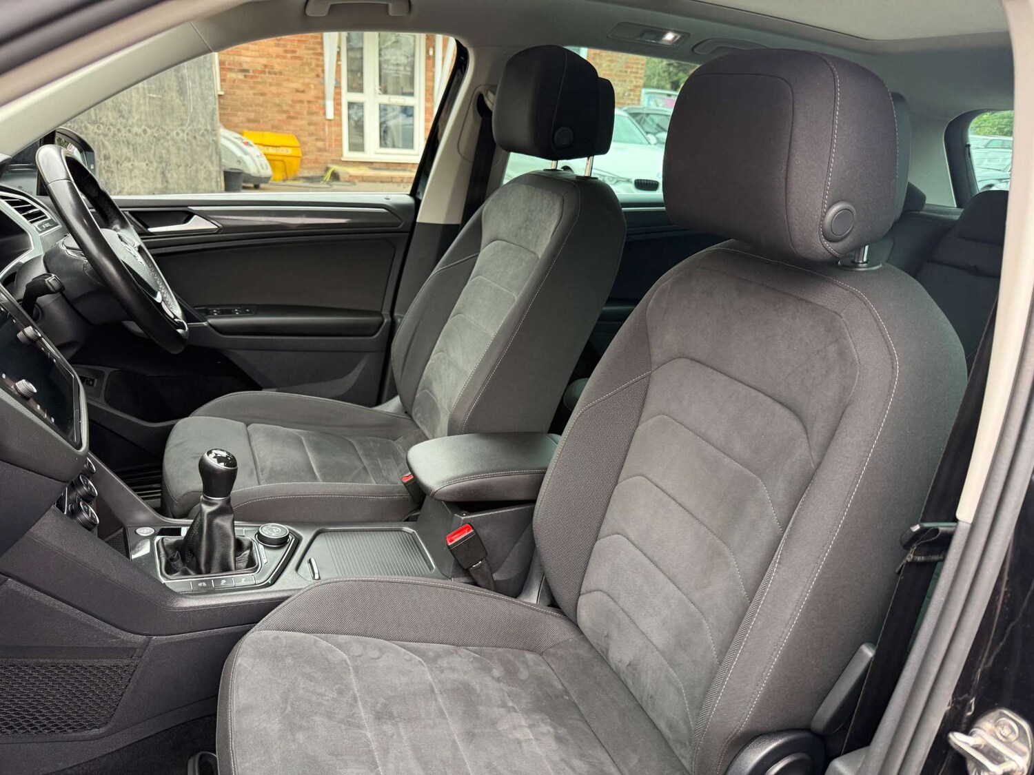 Used Volkswagen Tiguan 2017 for sale - 76028795: Photo 27