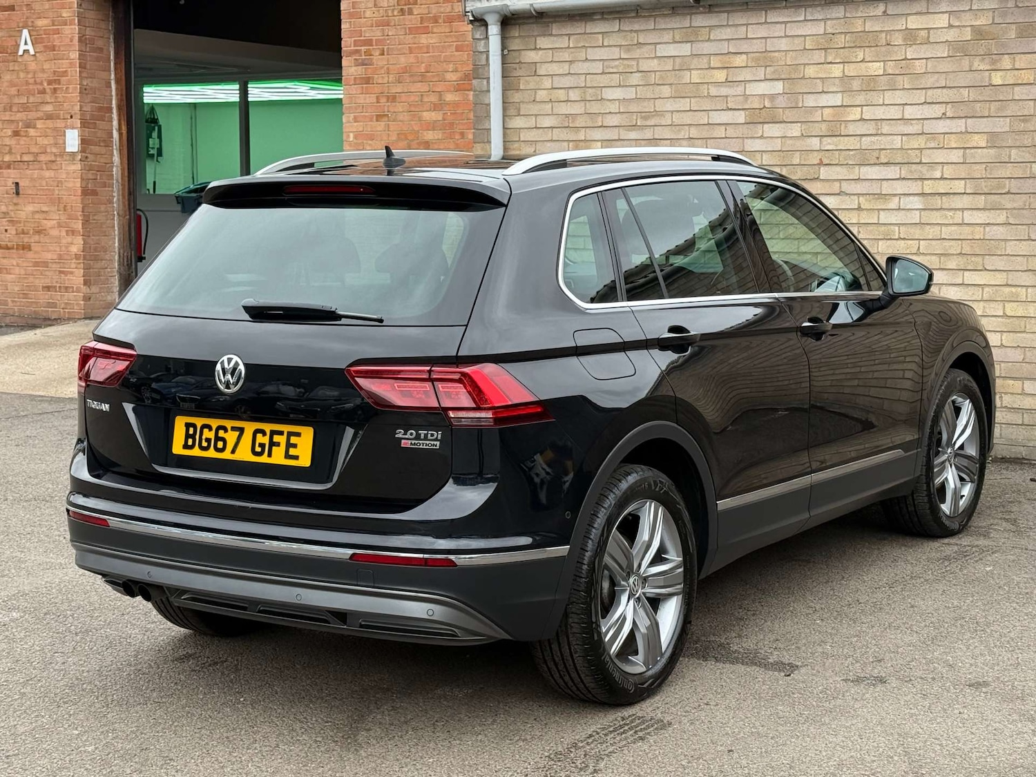 Used Volkswagen Tiguan 2017 for sale - 76028795: Photo 35