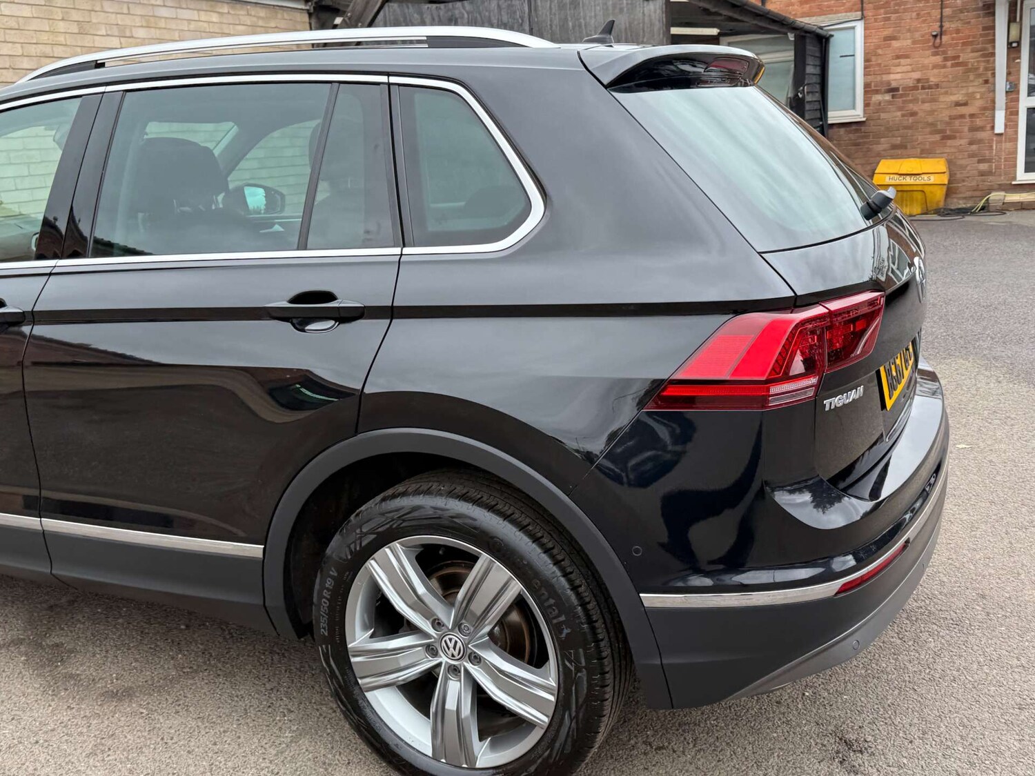Used Volkswagen Tiguan 2017 for sale - 76028795: Photo 77